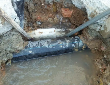 丹江口测漏水之水管漏水